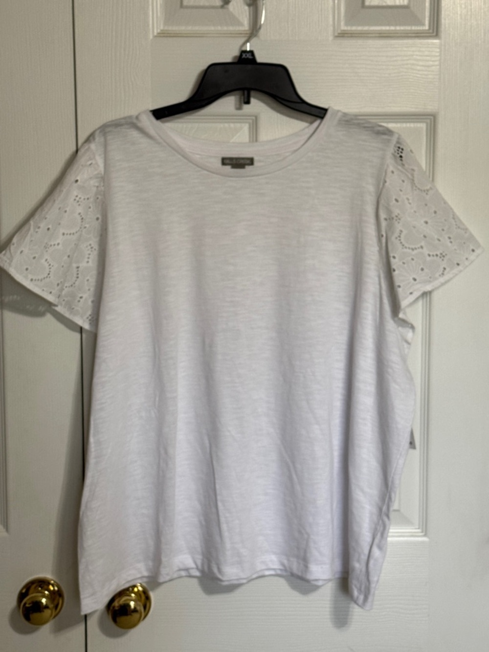 Falls Creek White Eyelet Short Sleeve Crewneck Tee